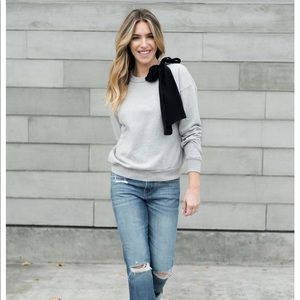 FRAME bow sweatshirt NWOT SIZE XS